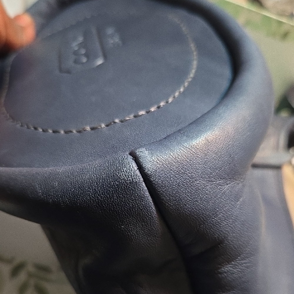 Coach Navy and White Leather Hobo Bag - Picture 14 of 16